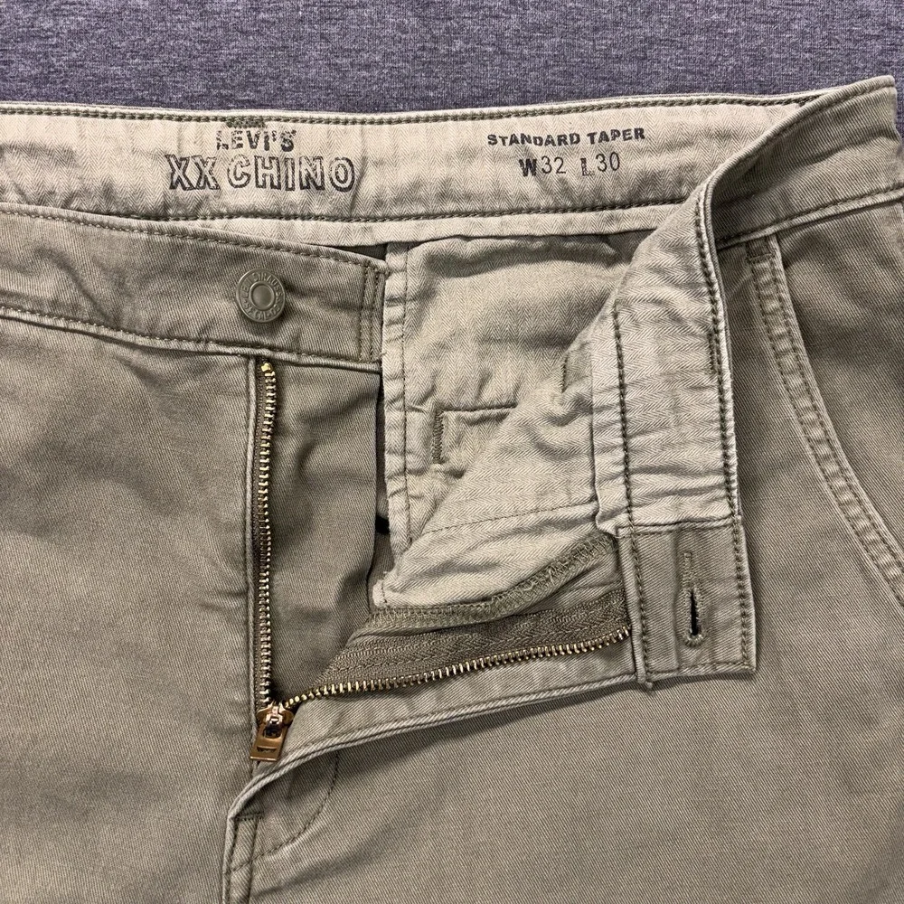 Levi's XX Chino Pants Mens 32x30‎  Standard Taper Olive Green Stretch Workwear